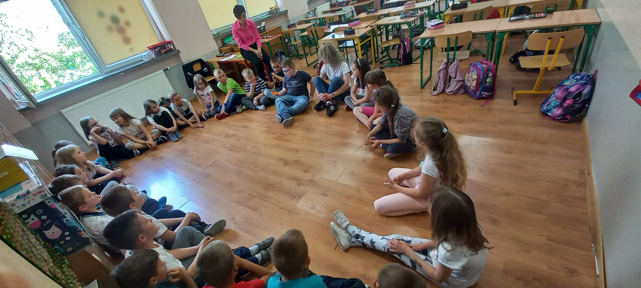 Zajęcia warsztatowe organizowane w szkole w Stobnie.